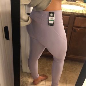 Large NWT high waisted under armour leggings